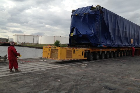 Q_Air Freight Forwarding_Barge Offloading (17)