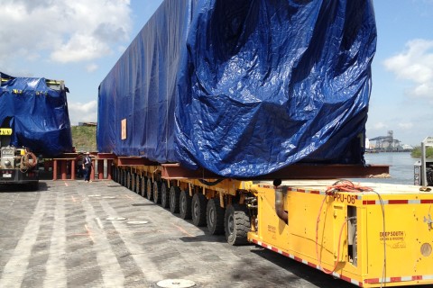 Q_Air Freight Forwarding_Barge Offloading (12)